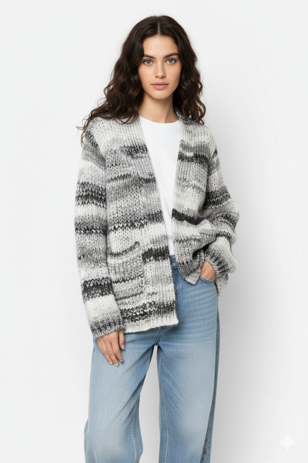 Cardigan long oversize à rayures chinées et poches en noir