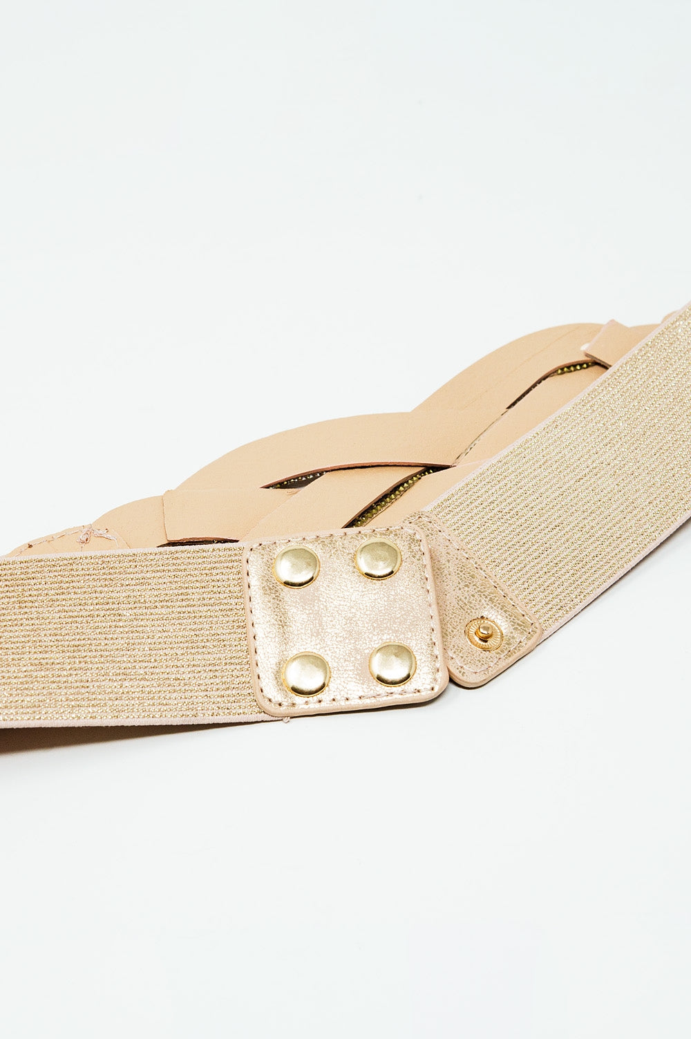 Ceinture beige avec détails tissés dorés