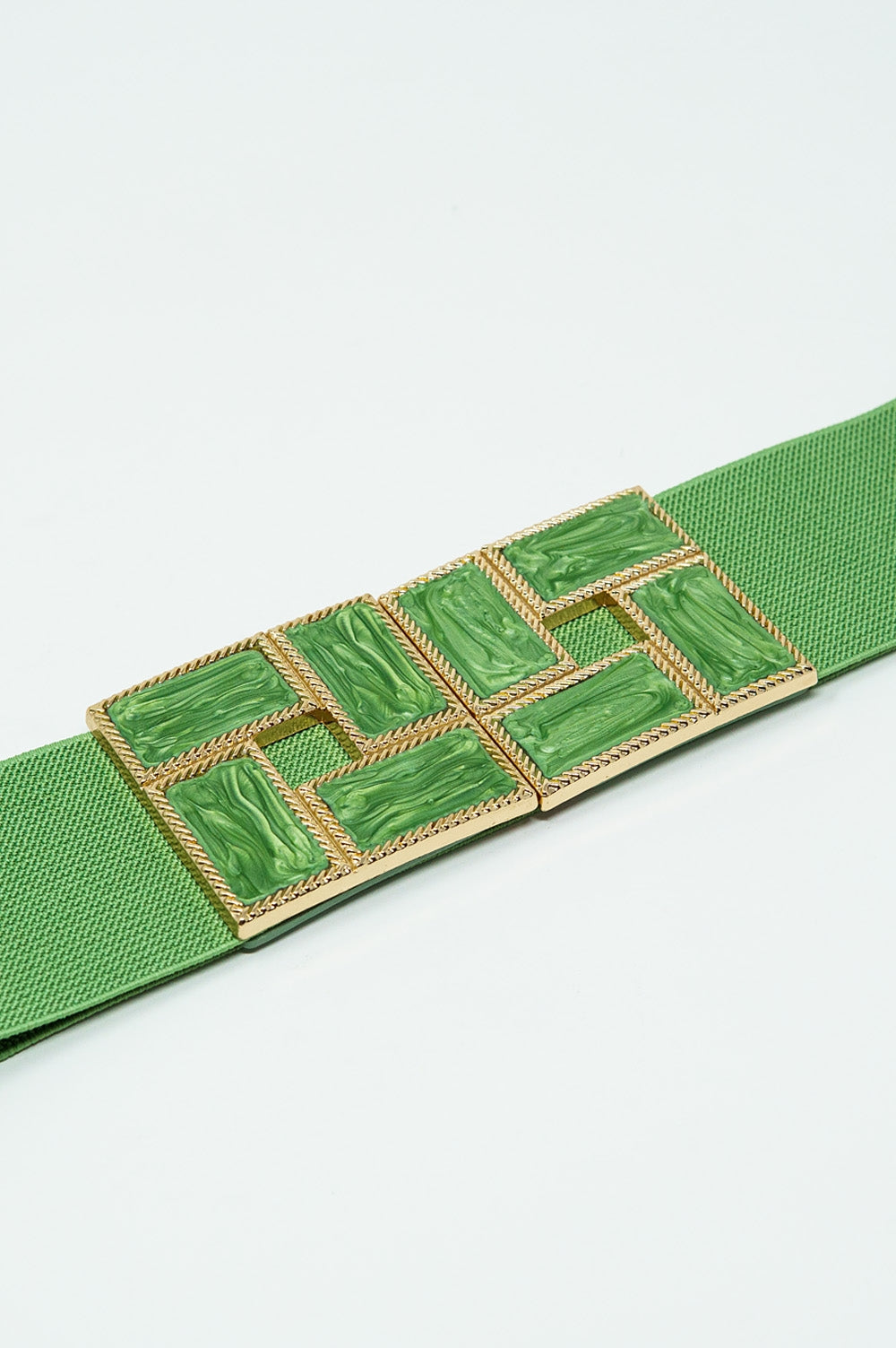 Ceinture élastique verte avec boucles carrées