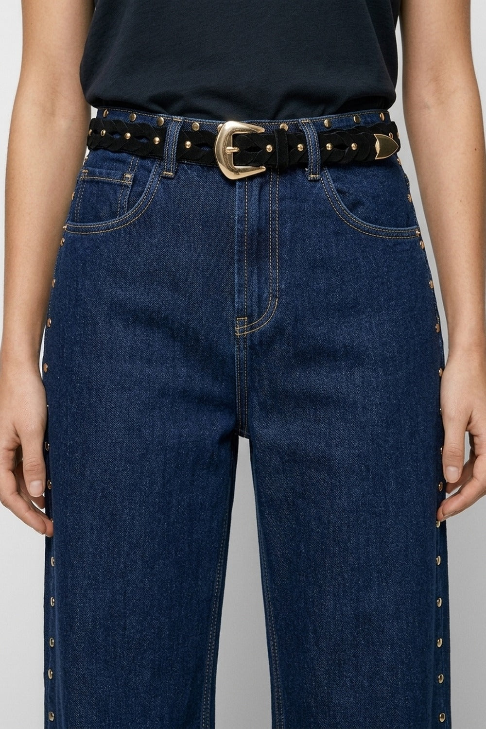 Ceinture noire tressée en faux suède avec boucle dorée Accessoire