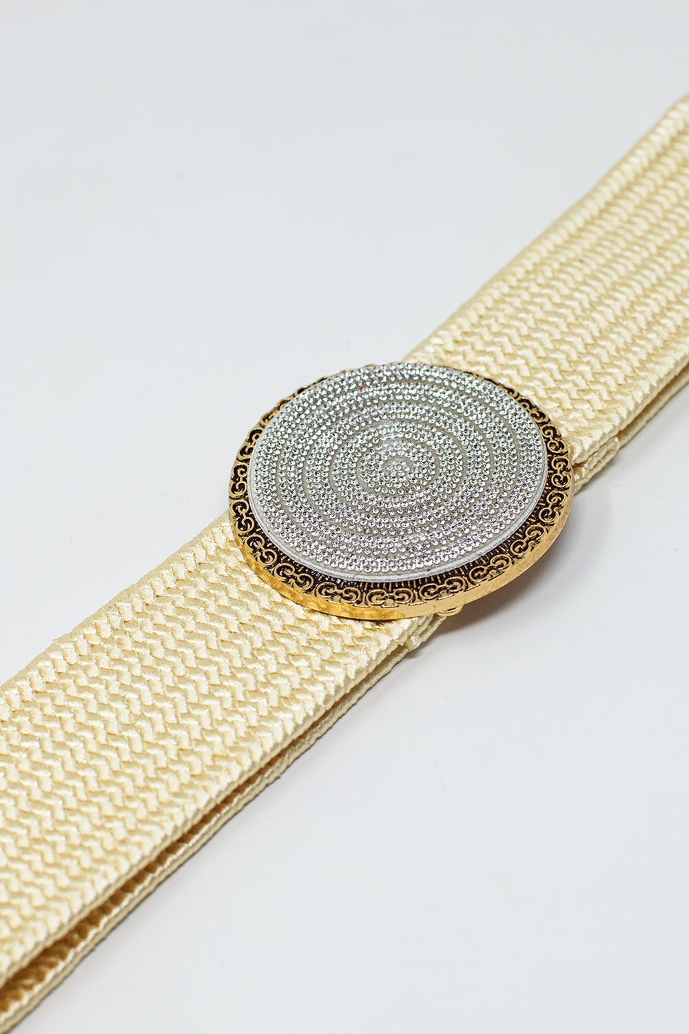 Ceinture tissée crème avec boucle ronde avec strass