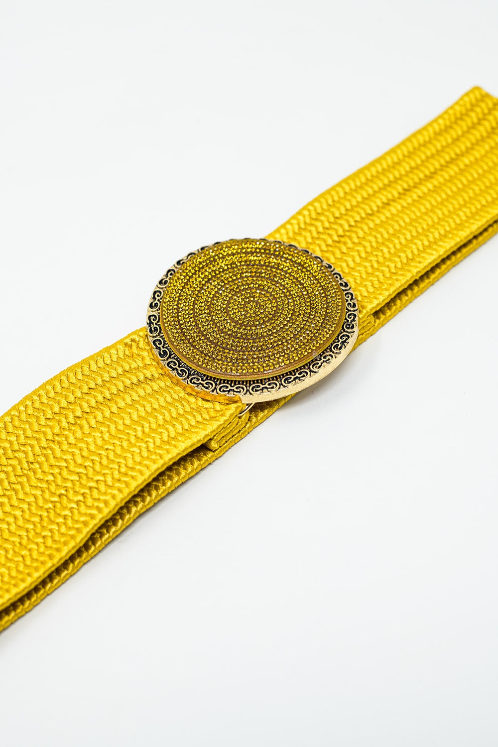 Ceinture tissée jaune avec boucle ronde avec strass