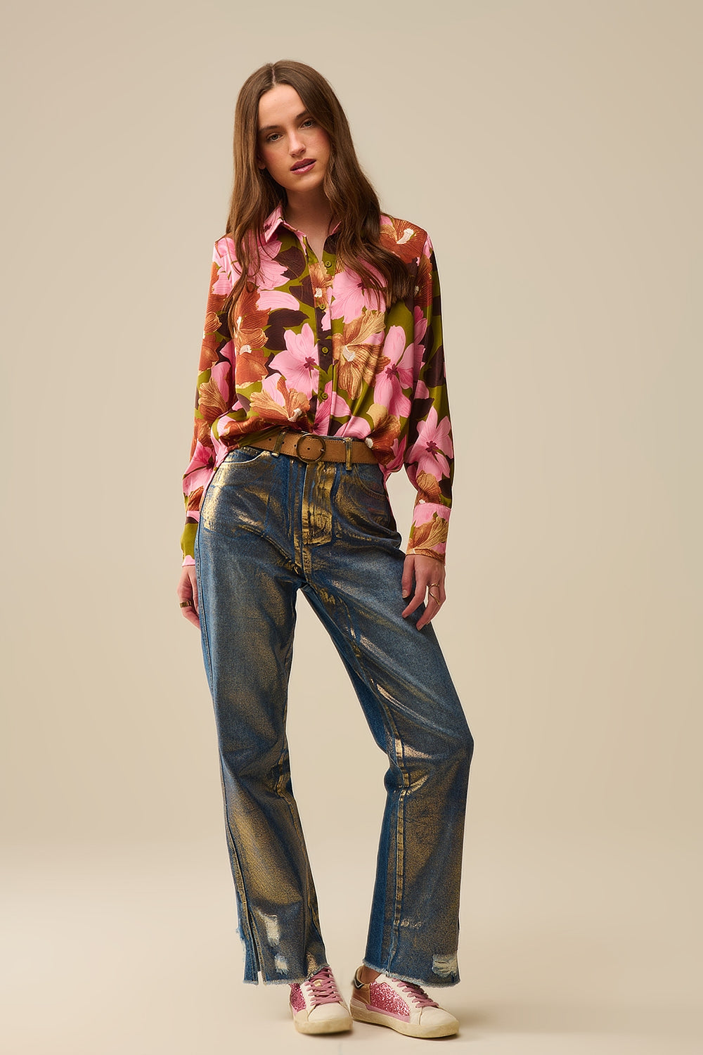 Chemise à fleurs tropicales en satin vert olive