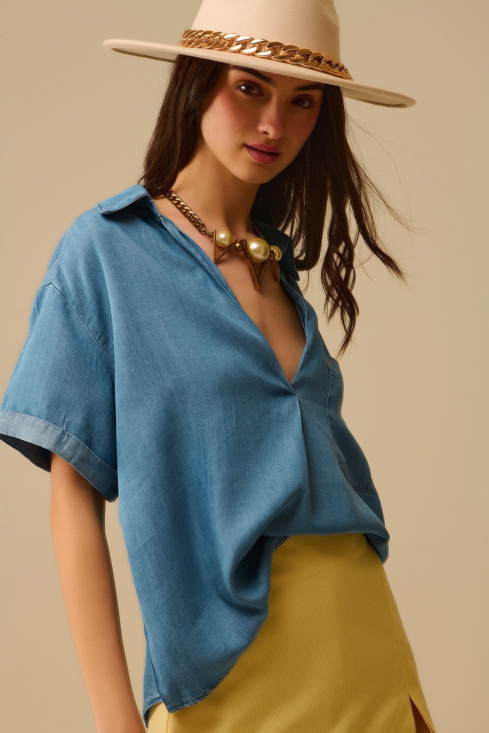 Chemise à manches courtes en tencel avec poche poitrine en bleu