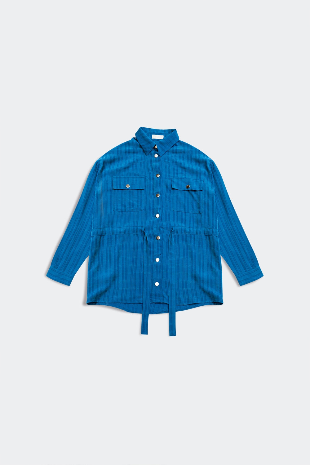 Chemise à manches longues taille nouée en bleu