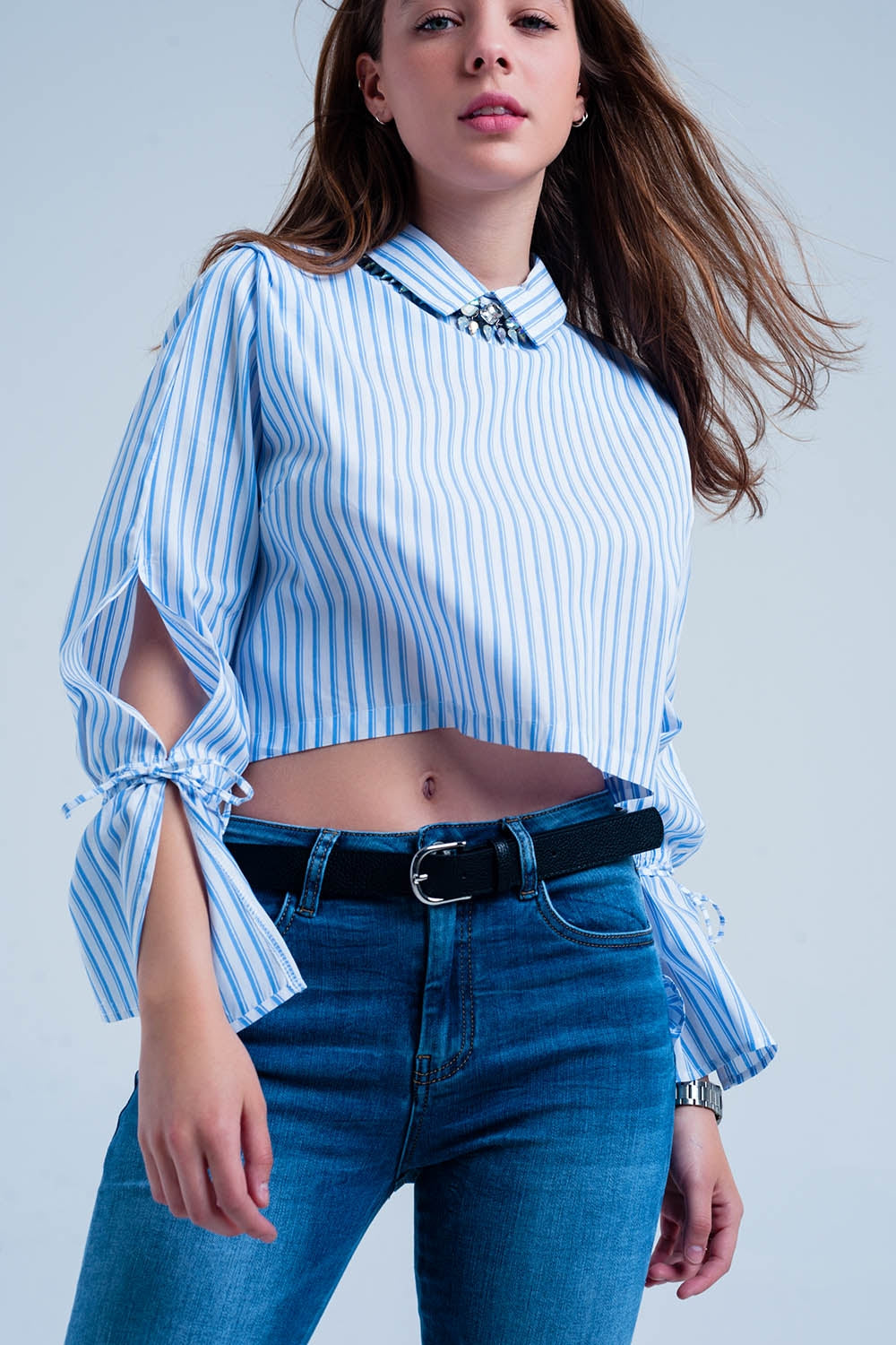 Q2 Chemise à rayures bleues
