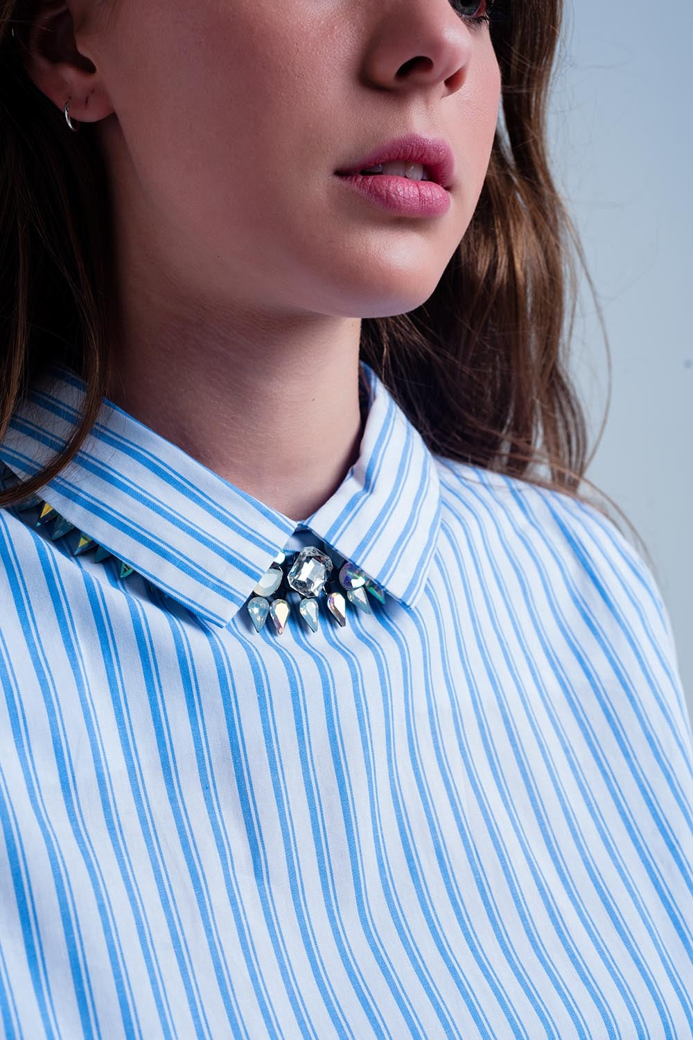 Chemise à rayures bleues