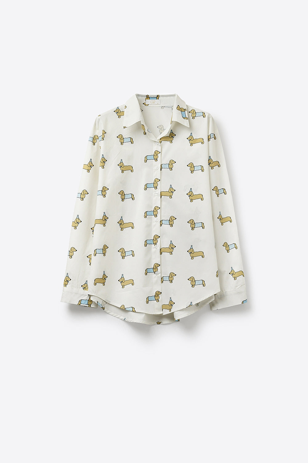 Chemise boutonnée blanche à imprimé chien joueur