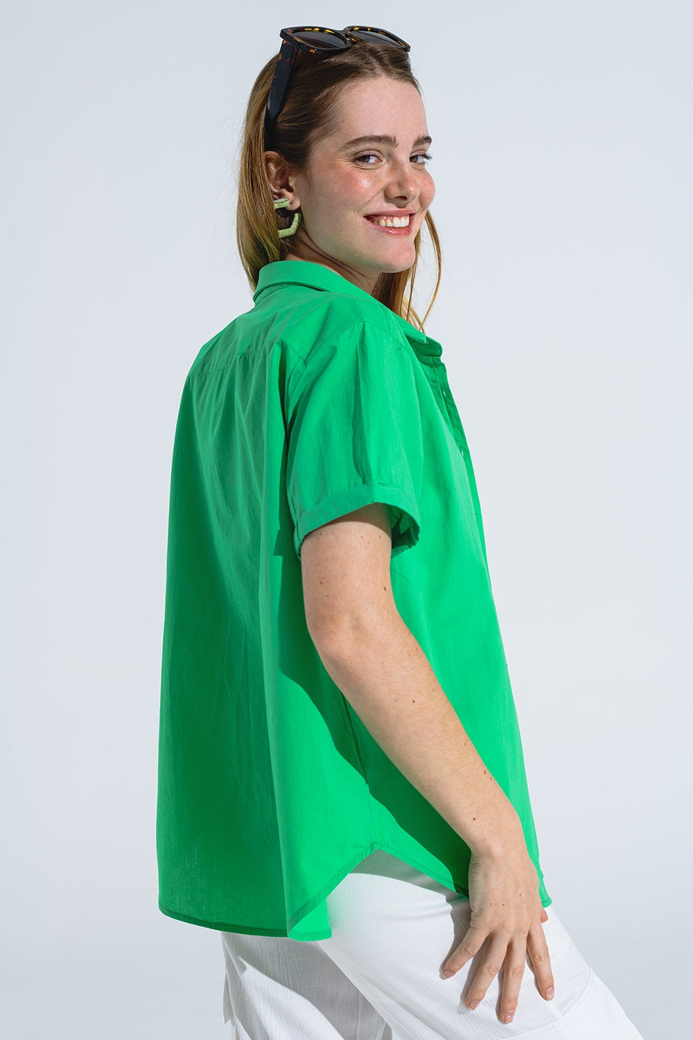 Chemise boutonnée décontractée à manches courtes en vert
