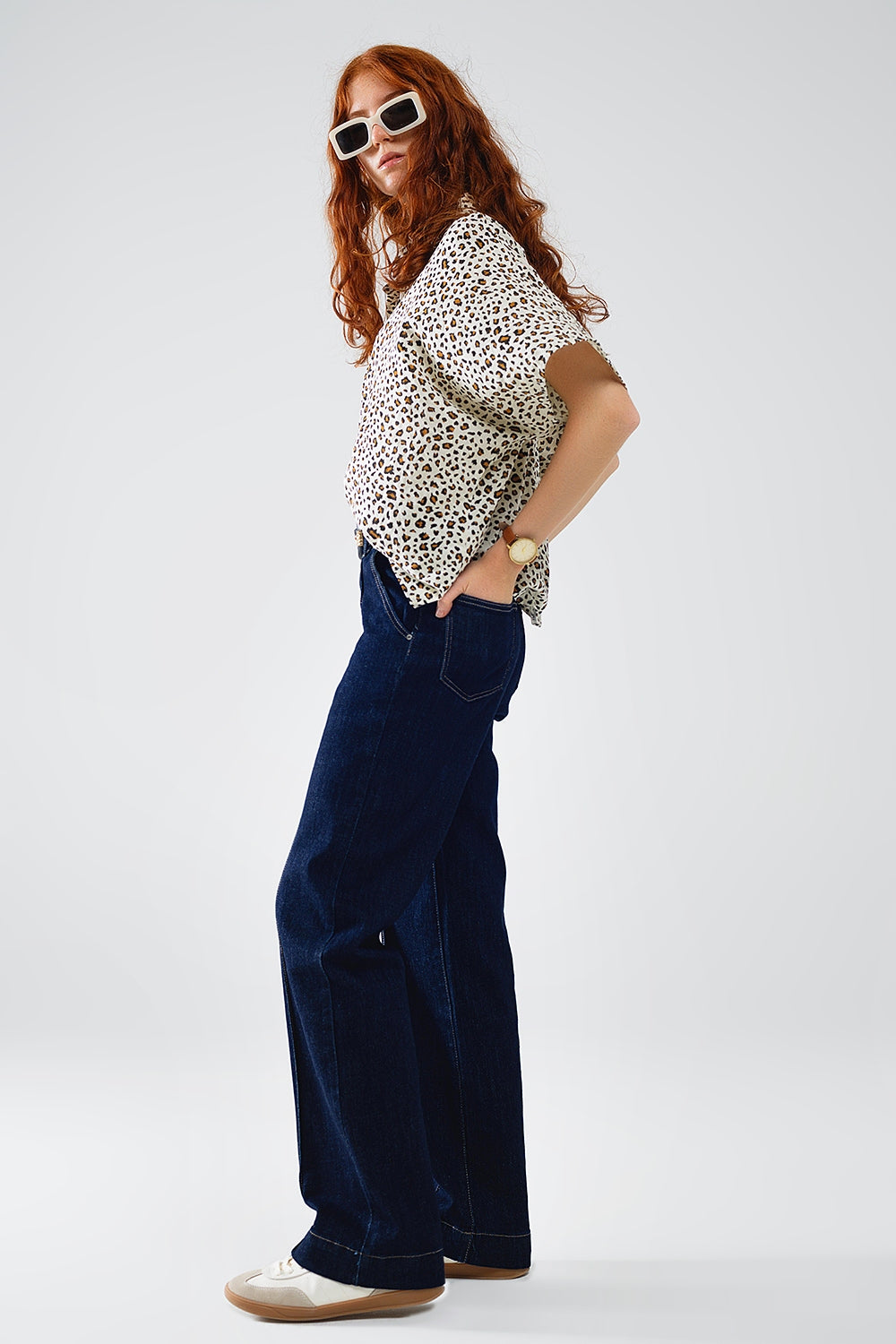 Chemise décontractée surdimensionnée à manches courtes en imprimé léopard