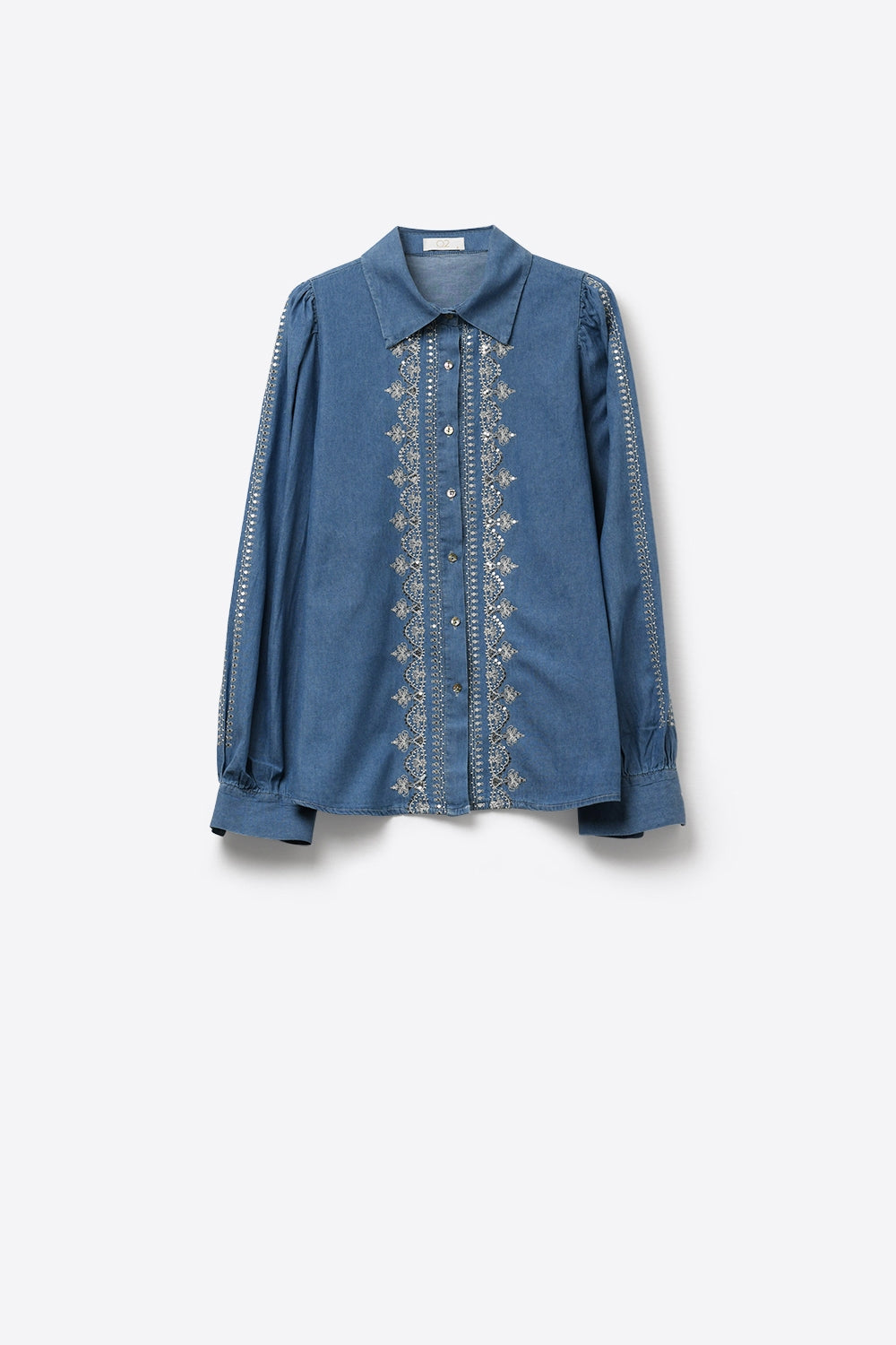 Chemise en denim bleu à bordures brodées et manches longues
