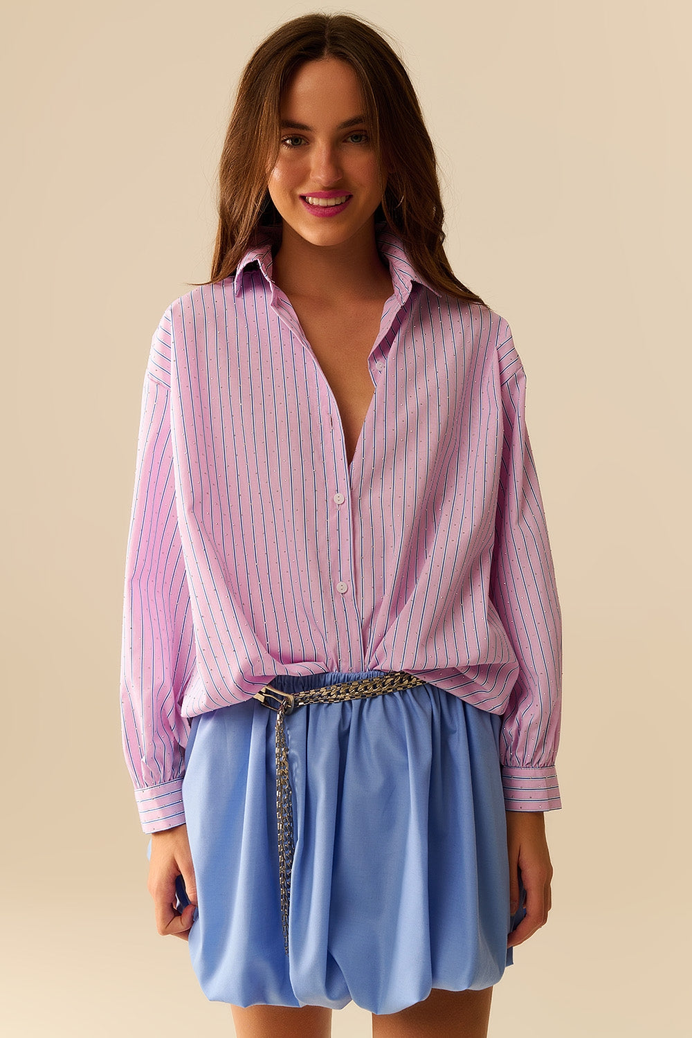 Chemise en popeline rose rayée ornée de strass