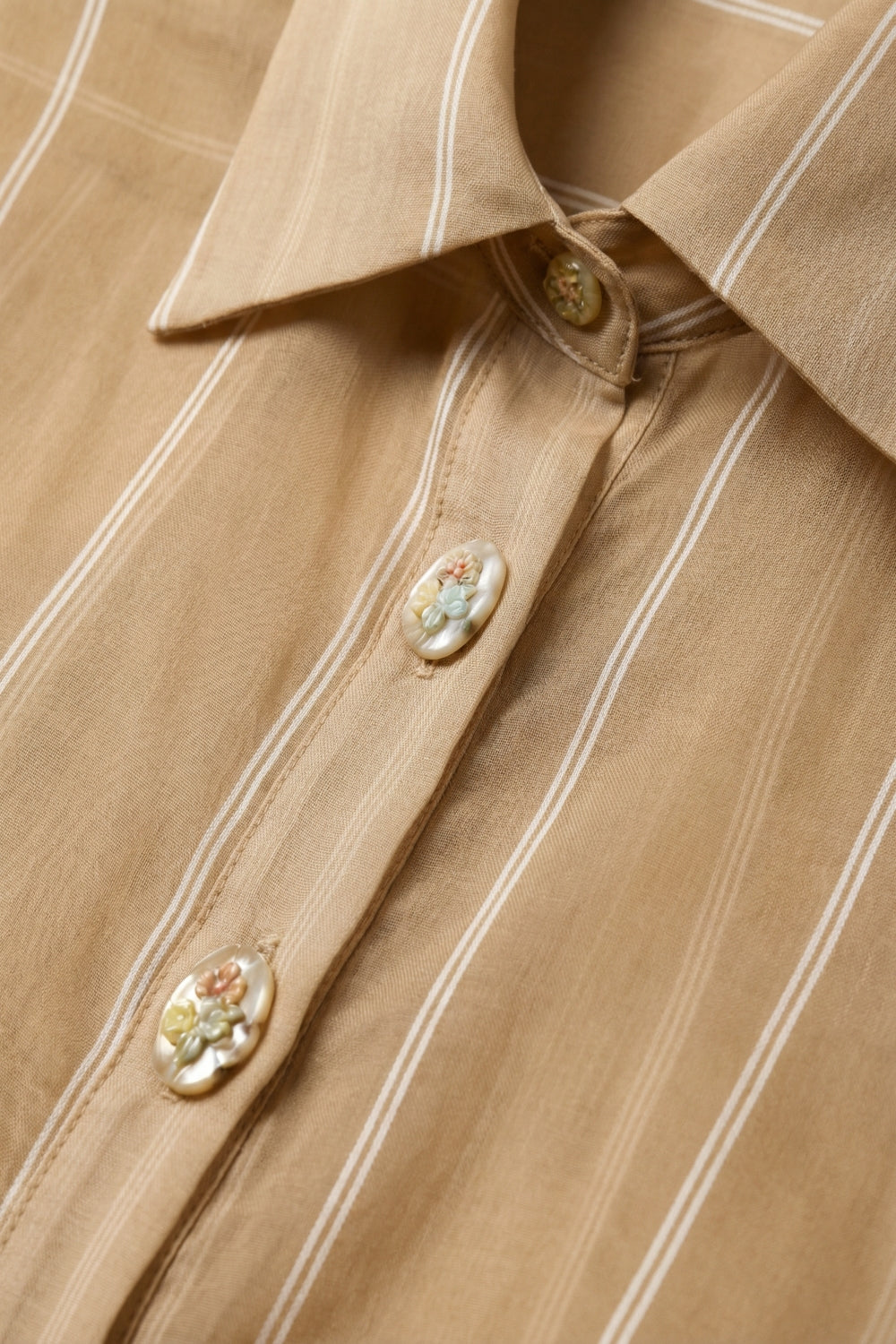 Chemise en velours côtelé boutonné à rayures