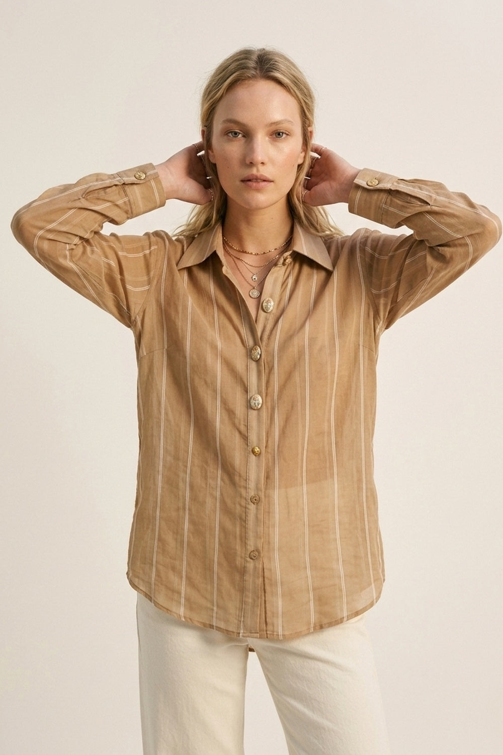 Chemise en velours côtelé boutonné à rayures