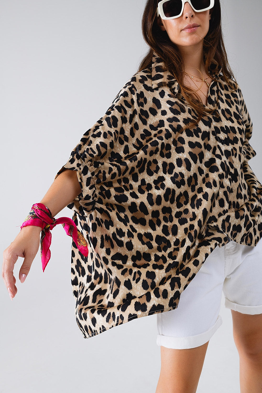 Chemise oversize à manches 3/4 et imprimé léopard