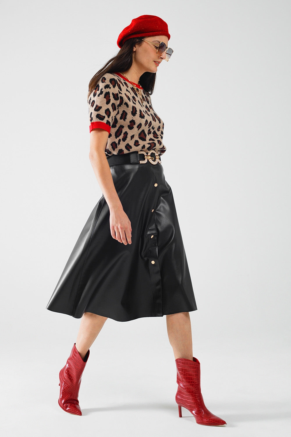 chemise pull confortable à imprimé panthère avec bords rouges
