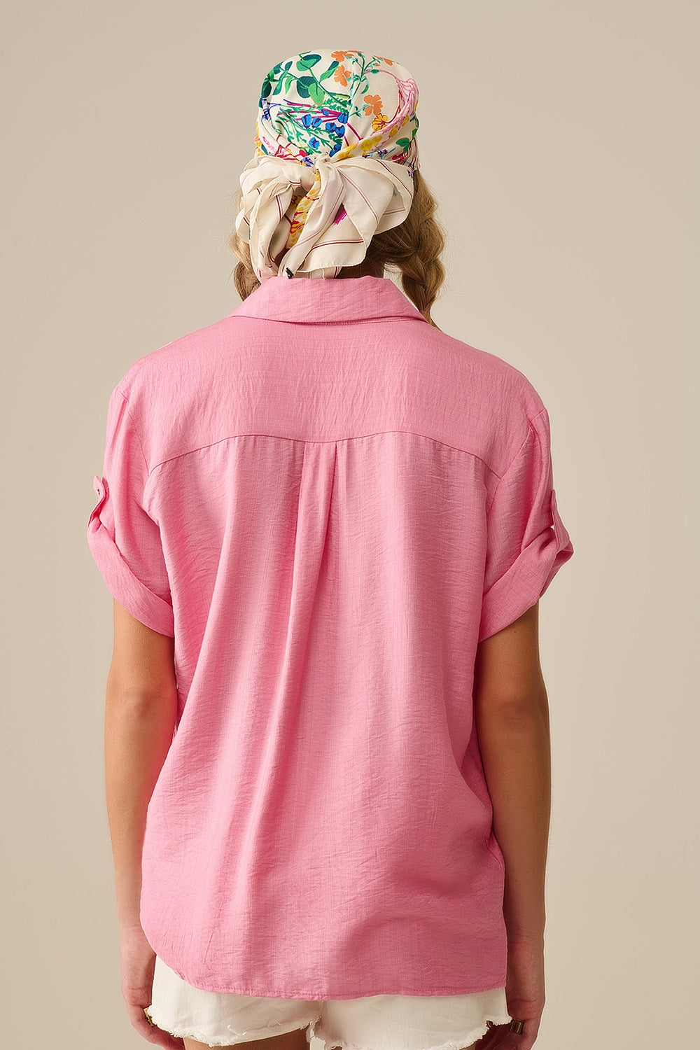 Chemisier à manches courtes en rose clair
