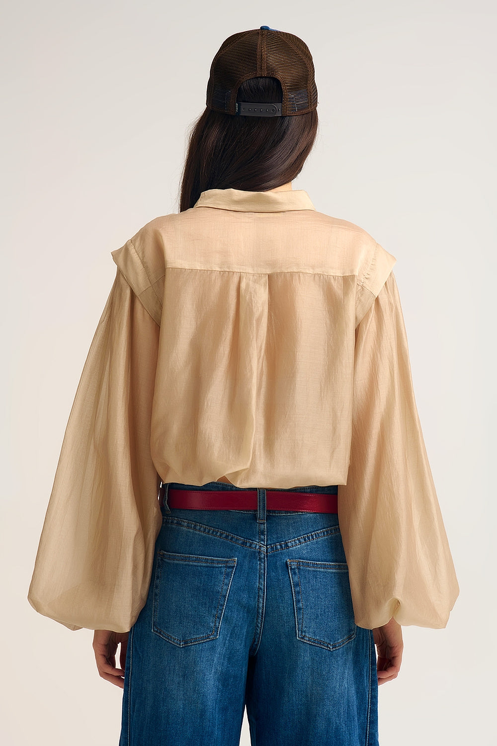 Chemisier en soie Tencel à manches ballon et boutons en nacar