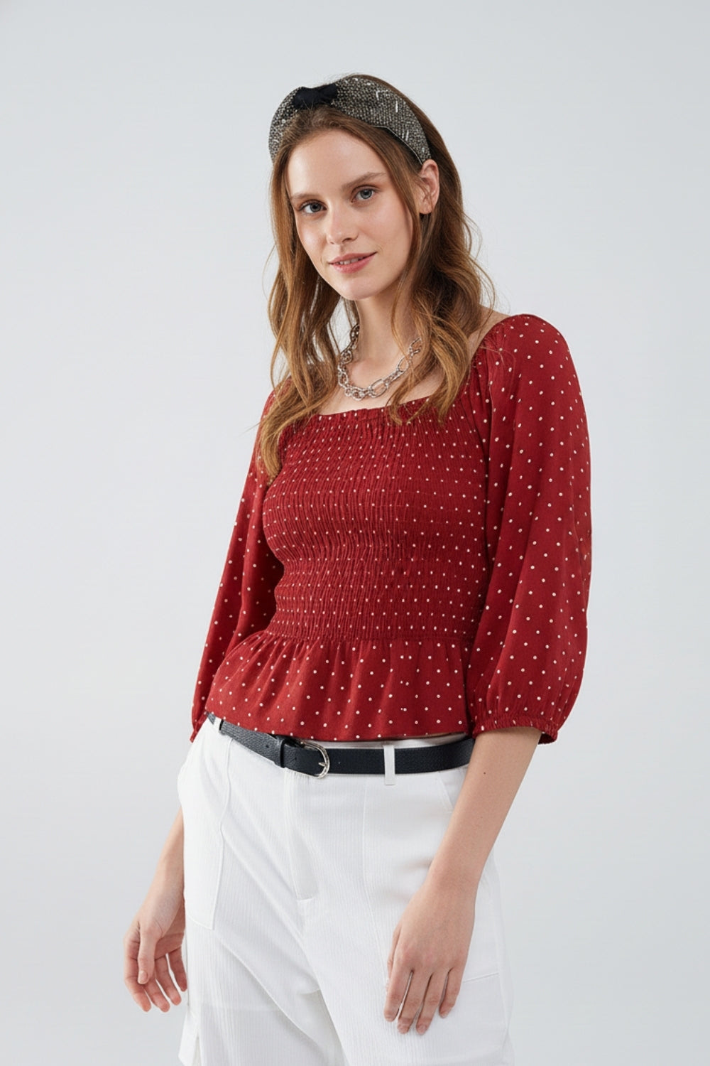 Chic Red Polka-Dot Cropped Top ajusté à la taille