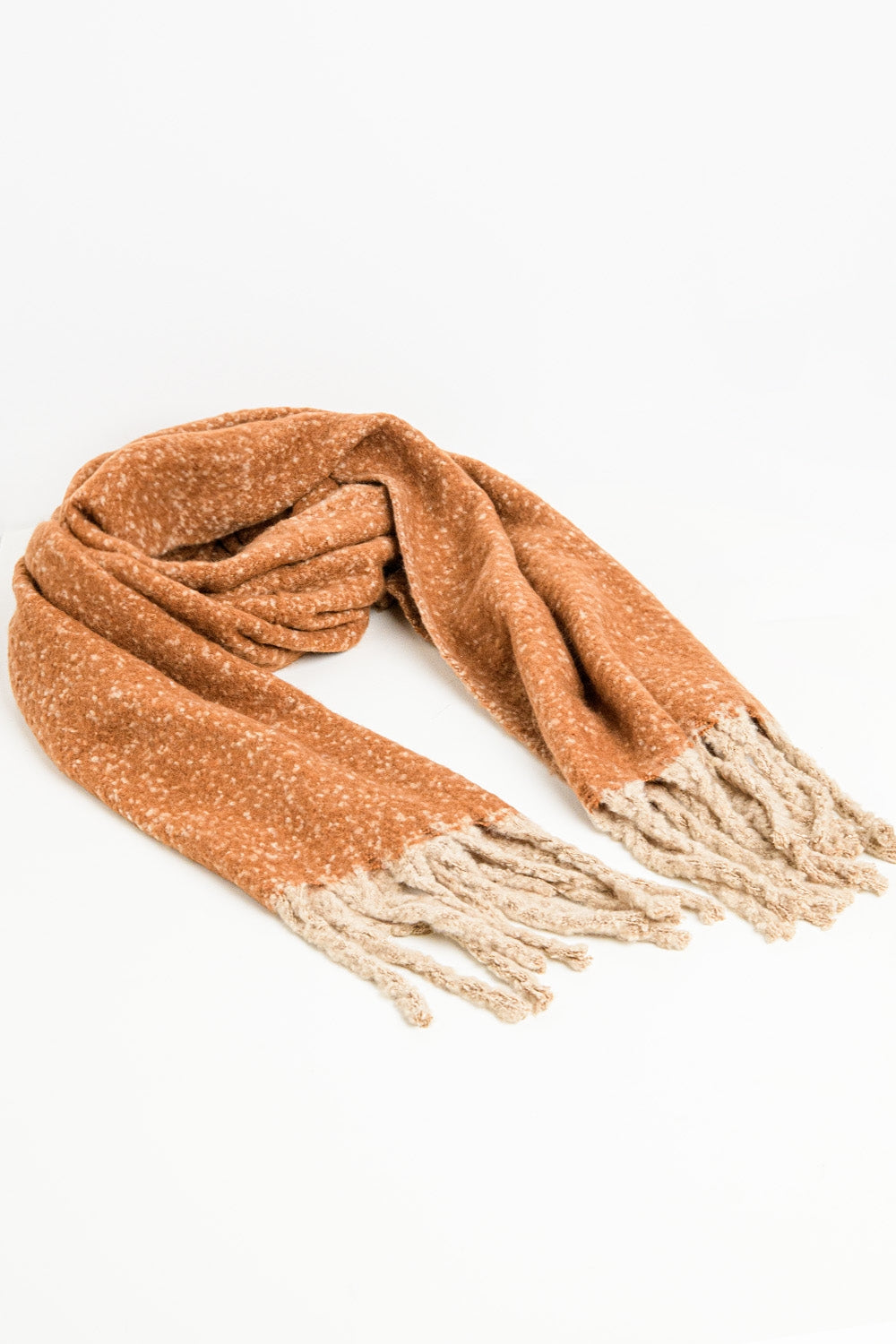 Écharpe à franges en beige