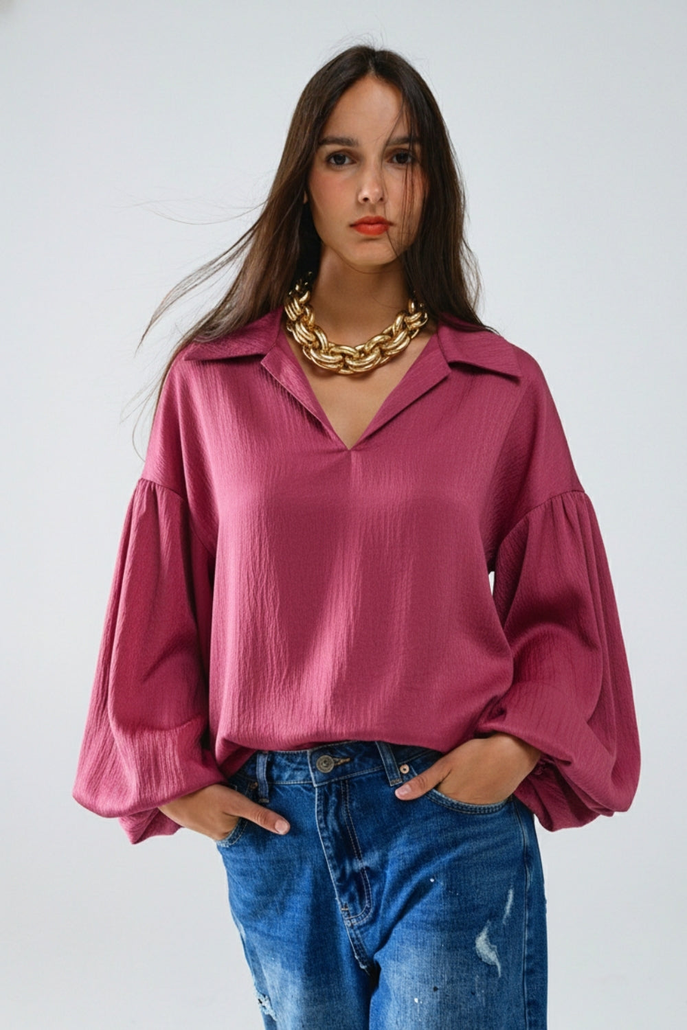 Elégant top cropped en satin brillant fucshia