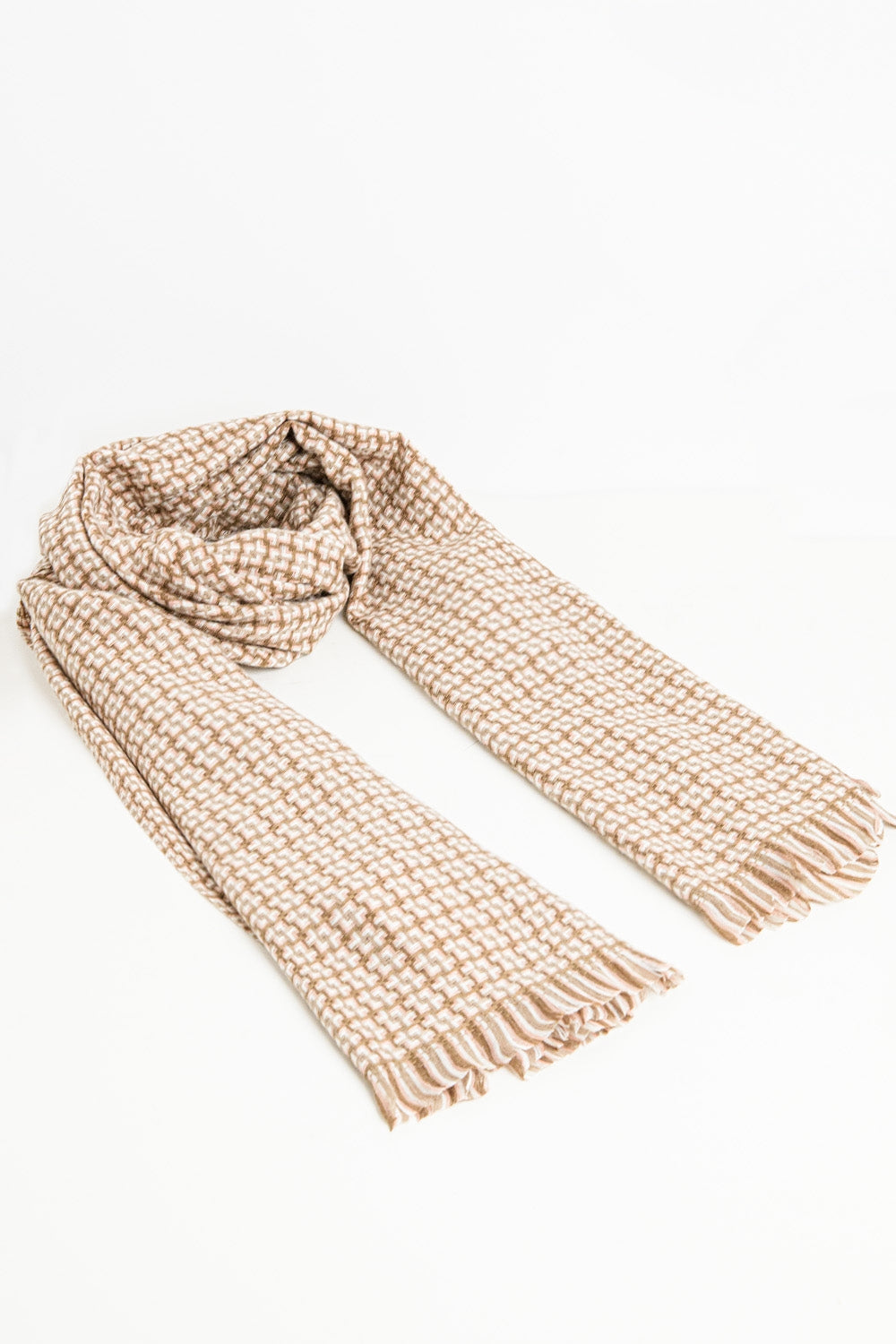 Foulard rose super douce avec imprimé géométrique