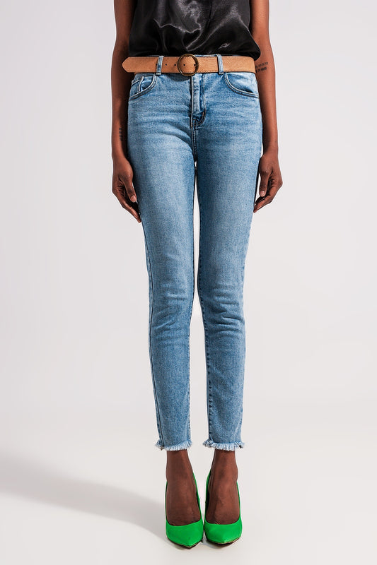 Q2 Jean à bordures effilochées Bleu clair