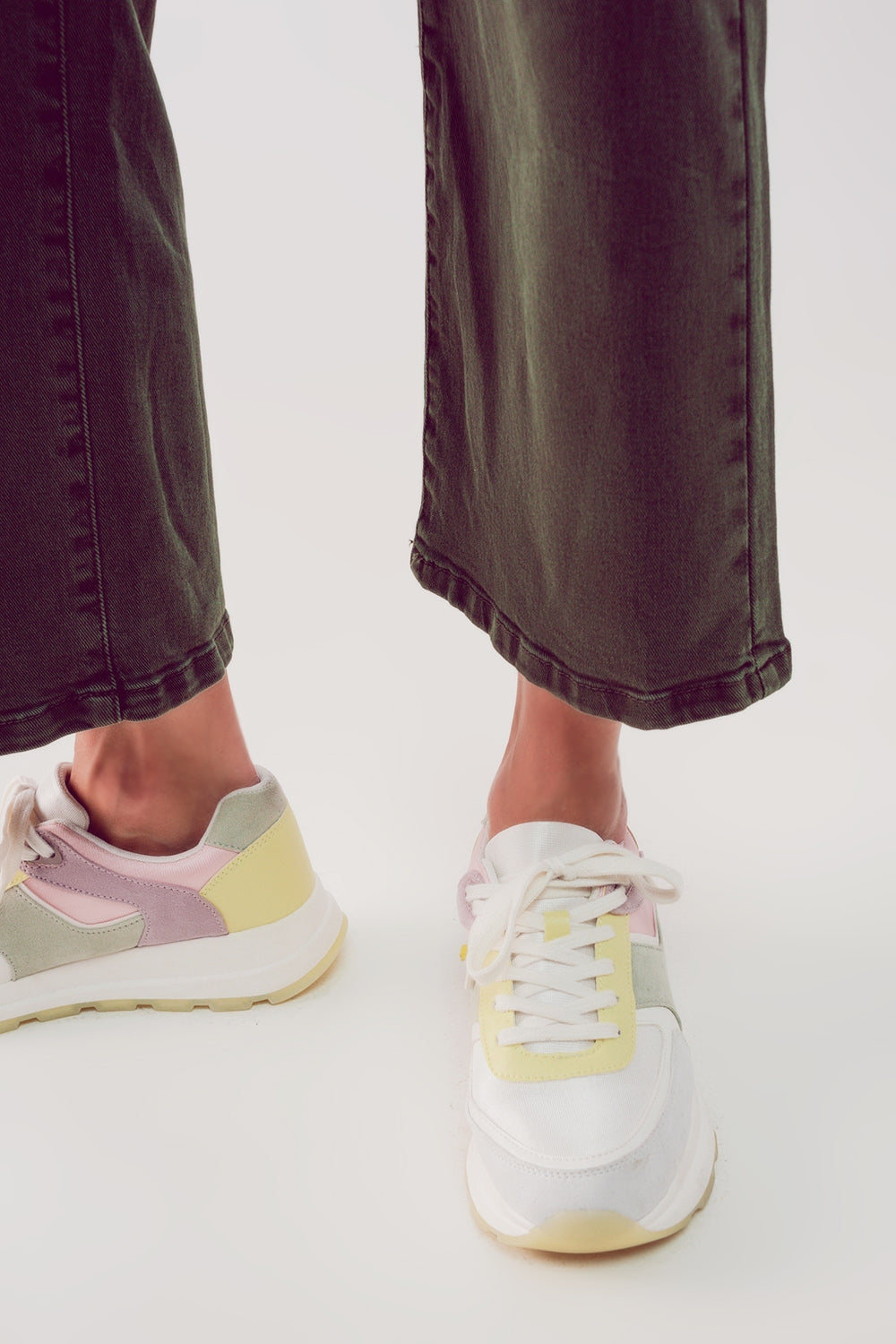 Jean ample court en kaki