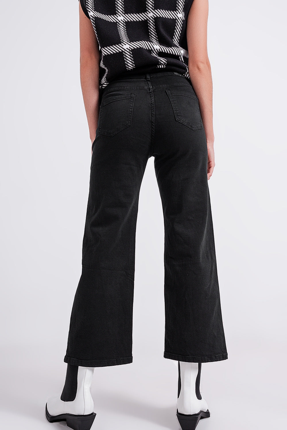 Jean ample court en noir