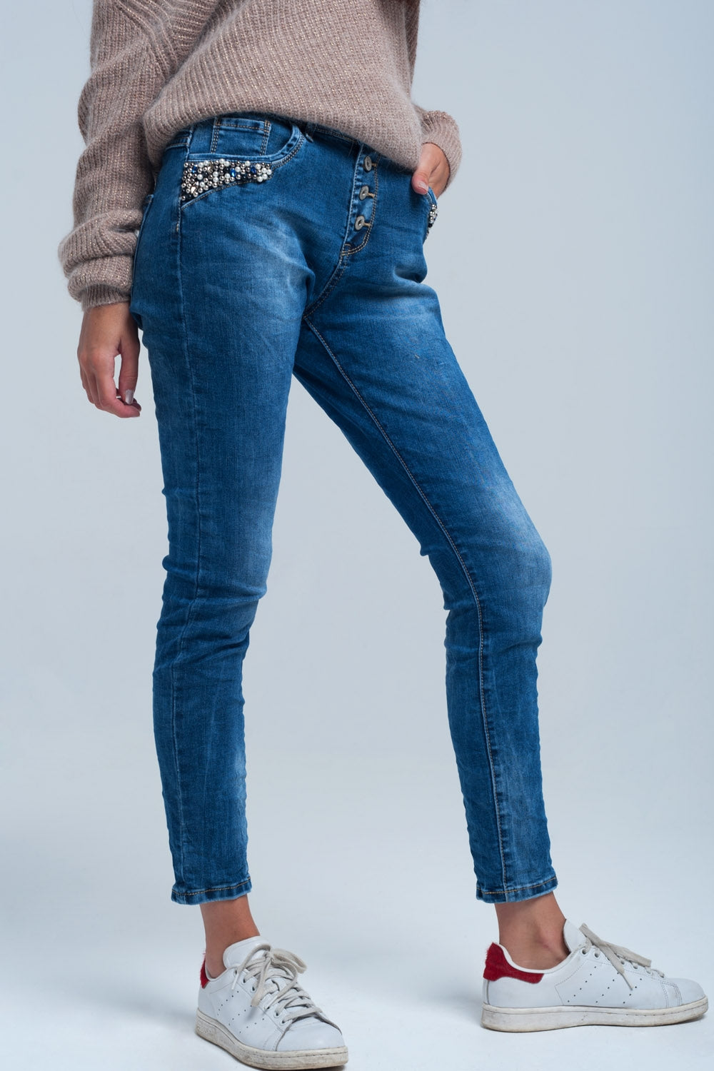 Q2 Jean boyfriend bleu à perles