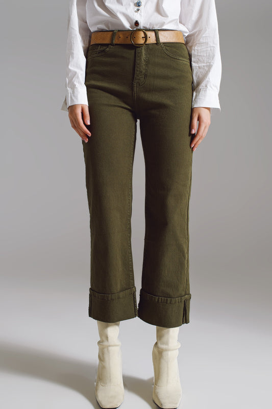 Q2 Jean droit avec ourlet coupé en vert olive