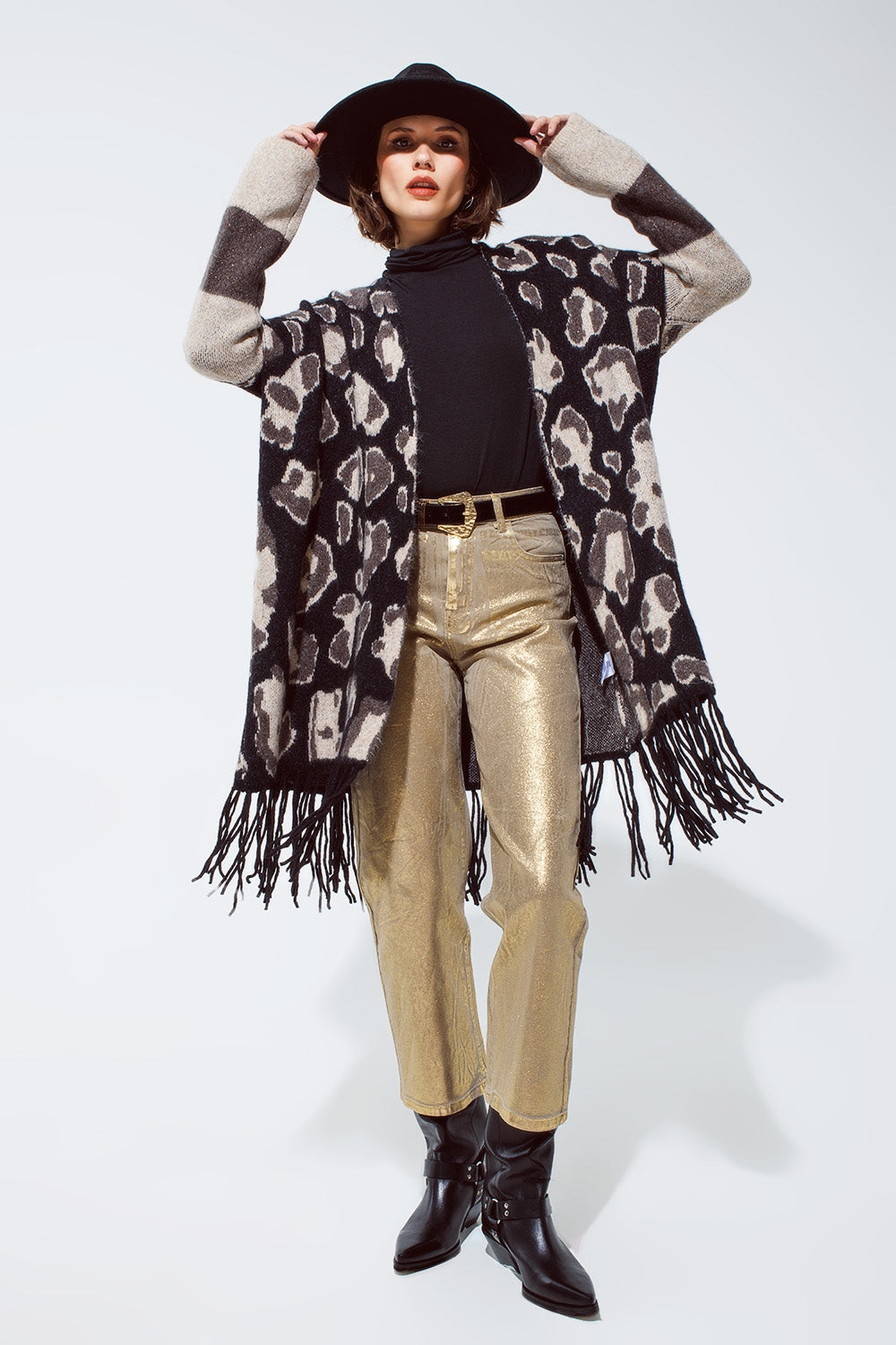 Jean droit doré à l'éclat métallique