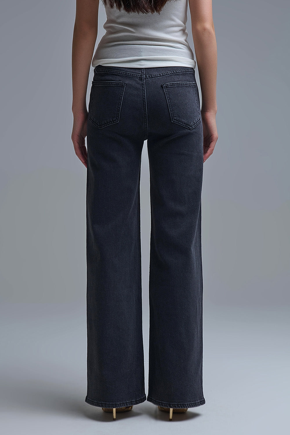 Jean droit noir imprimé léopard avec détails en strass