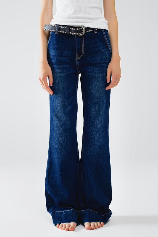 Q2 Jean évasé taille haute bleu foncé