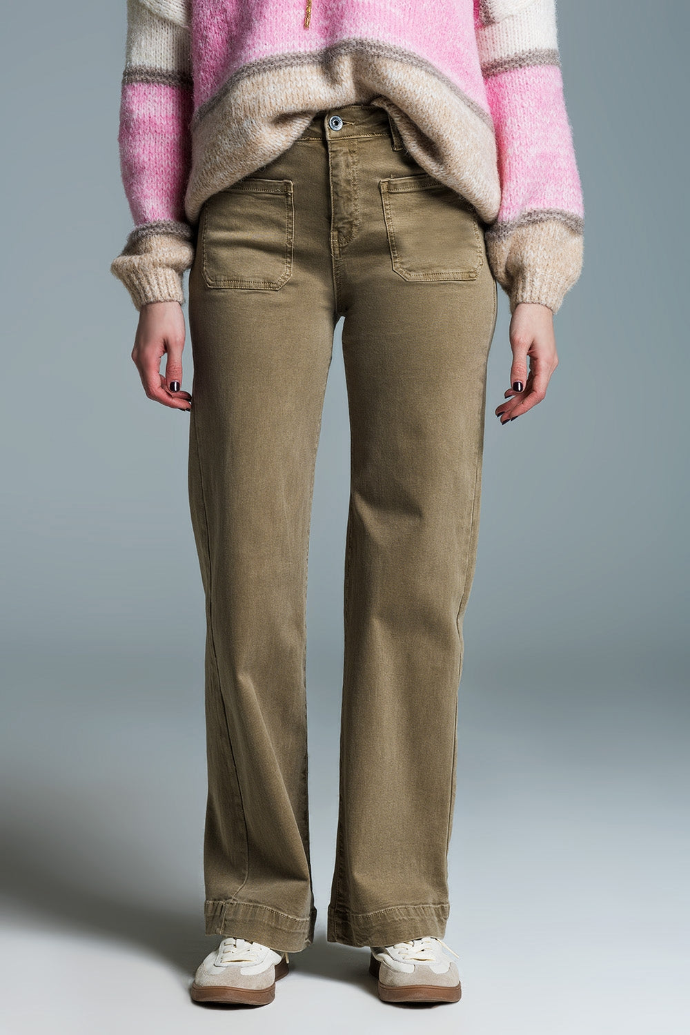 Q2 jean flare à taille haute et poches avant en kakhi