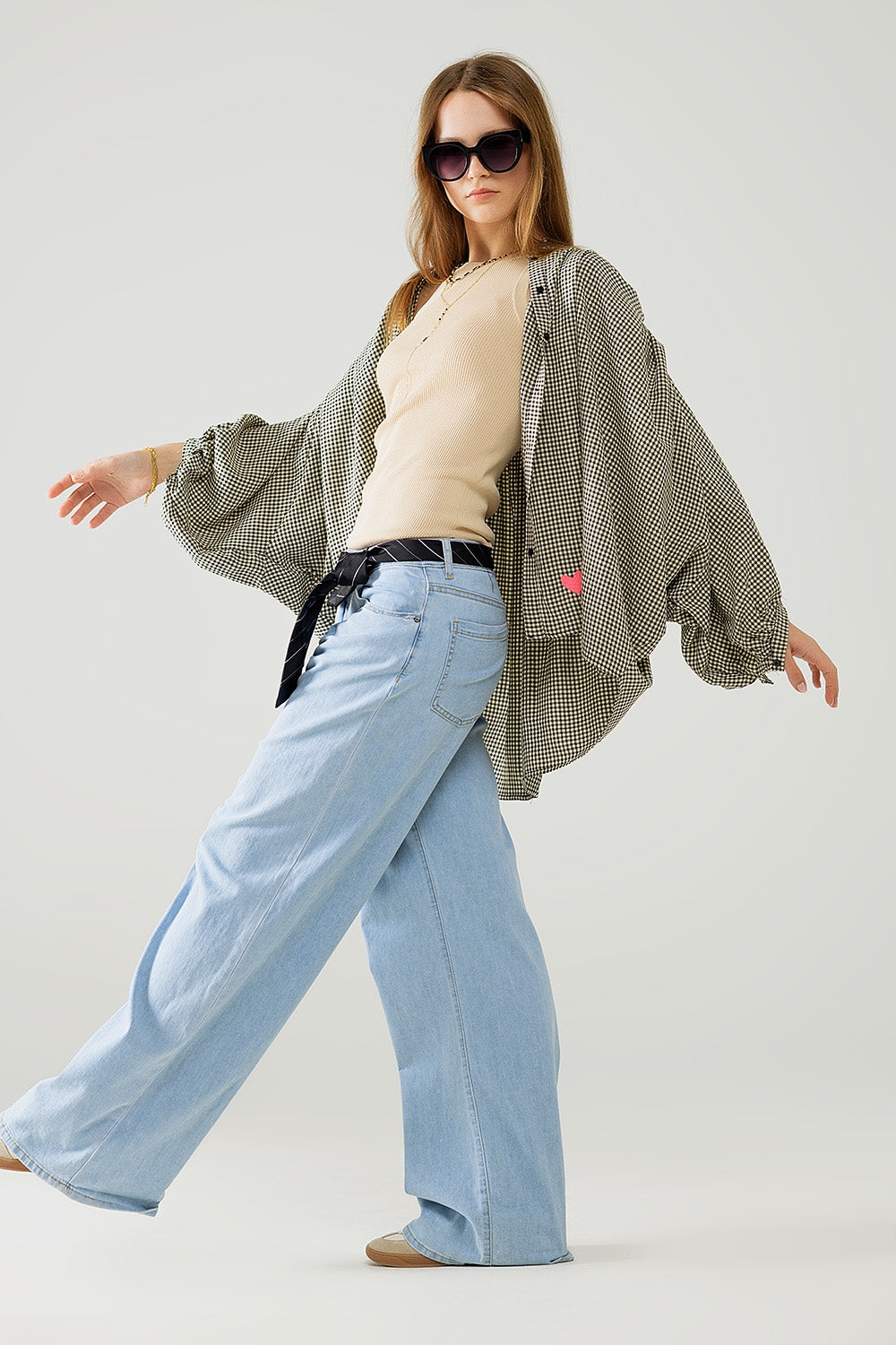 Jean large à plis bleu clair