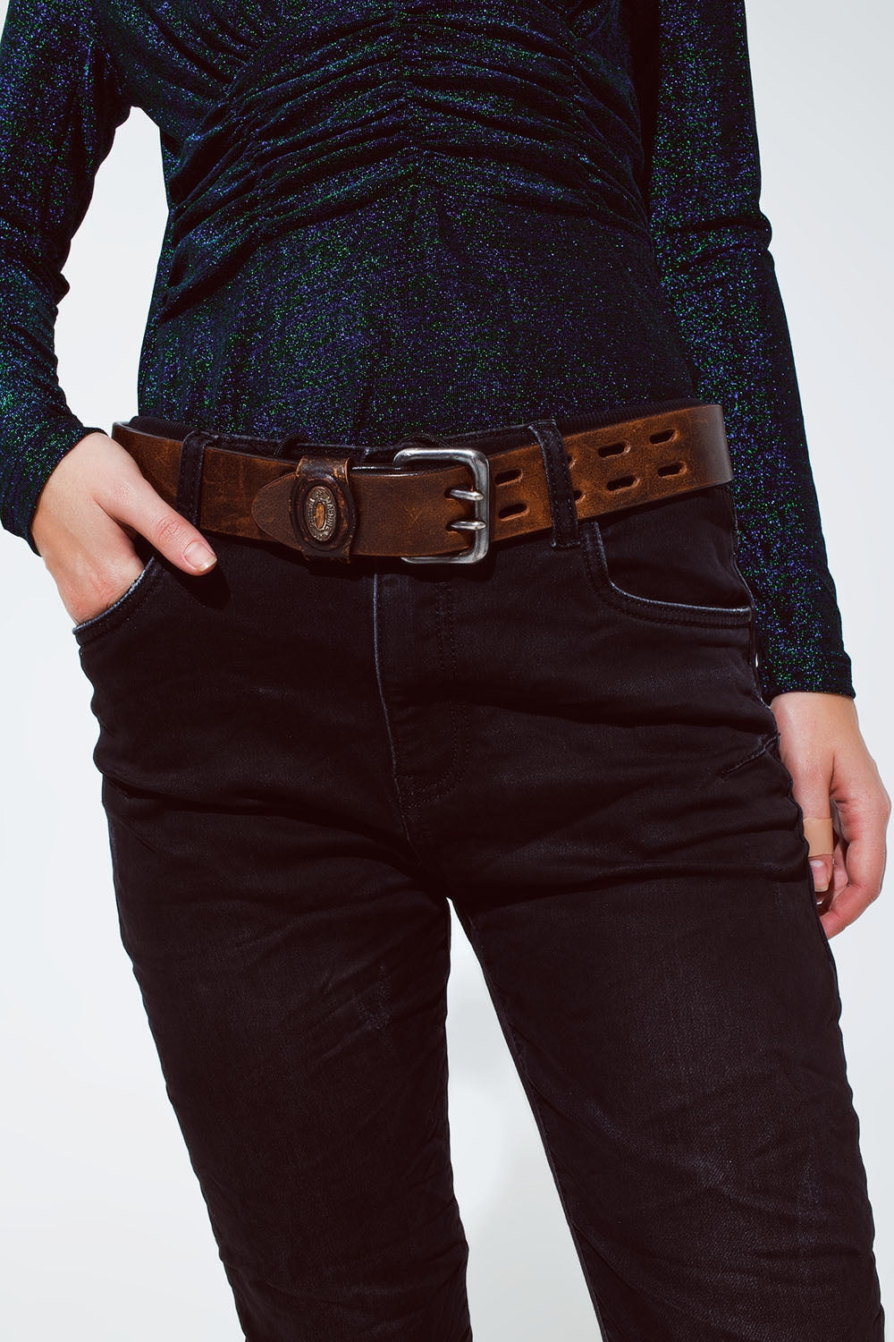 Jean noir avec taille élastique et cordon