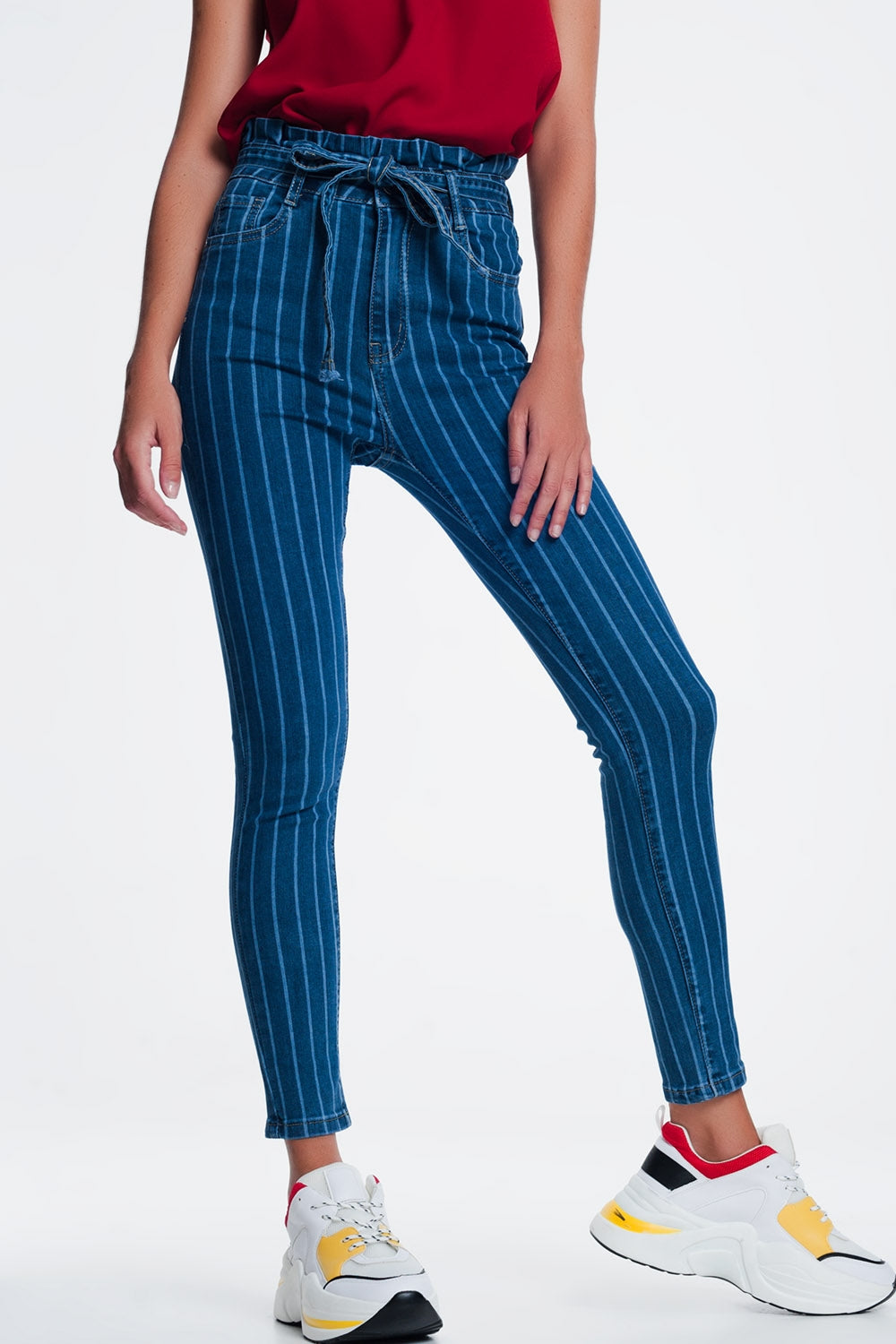Jean skinny à fines rayures