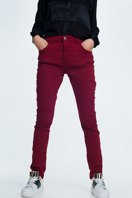 Q2 jean skinny bordeaux avec entrejambe bas