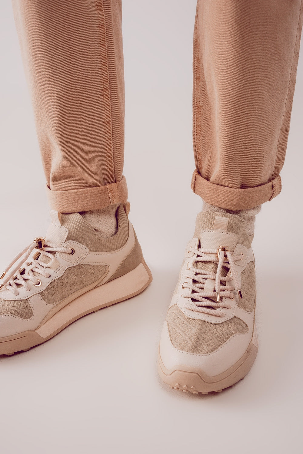 Jean slouchy à taille mi haute en coton beige