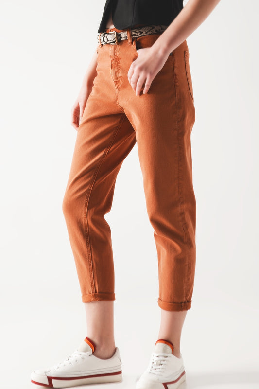 Q2 Jean slouchy à taille mi haute en coton rouille