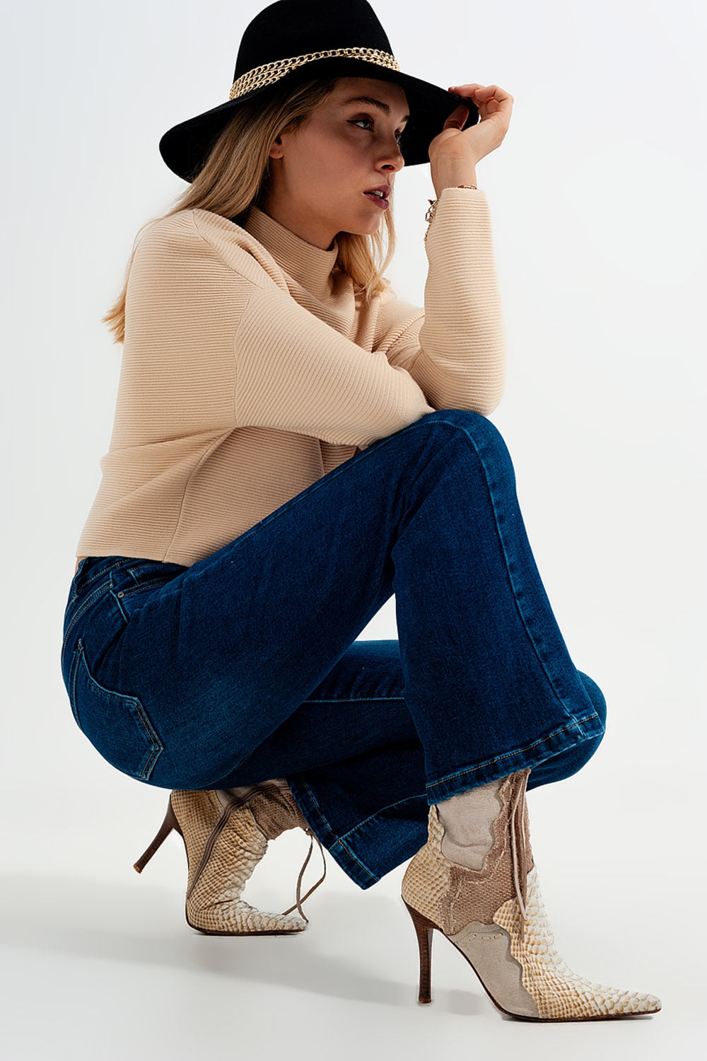 Q2 Jean stretch évasé taille haute Délavage moyen