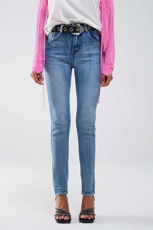 Q2 Jean super skinny à taille haute en bleu vintage stonewash