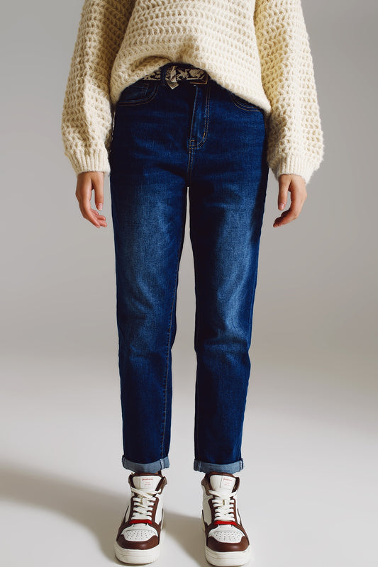 Q2 Jean taille haute coupe mom en lavage moyen