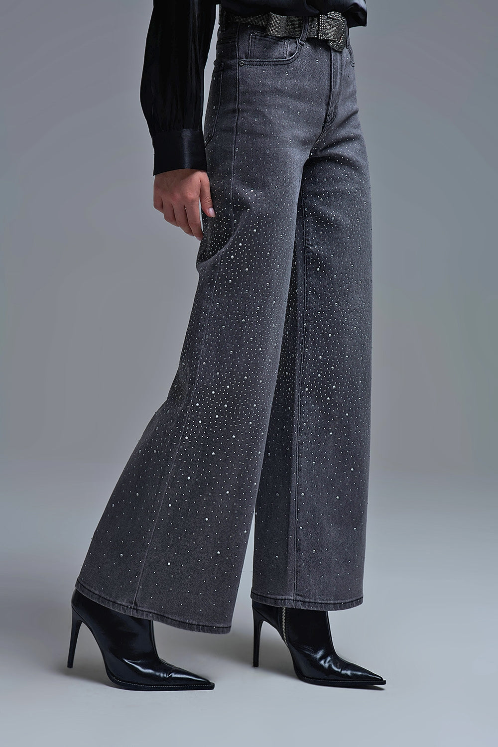 Jeans à jambe large avec strass noir