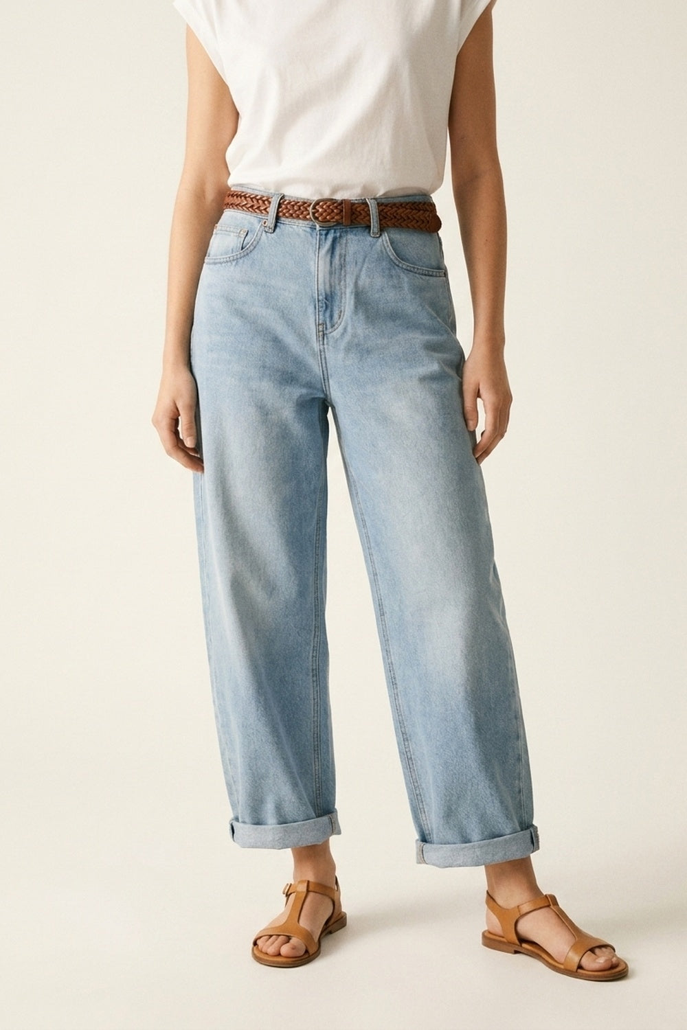 Q2 Jeans en denim bleu clair à jambes larges avec tissu léger