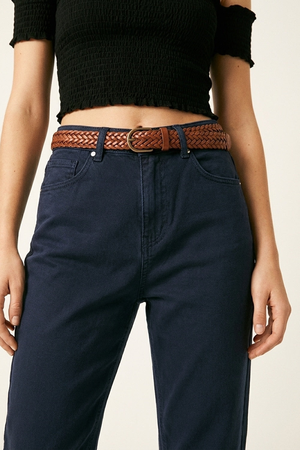 Jeans en denim bleu marine à taille haute et jambe droite