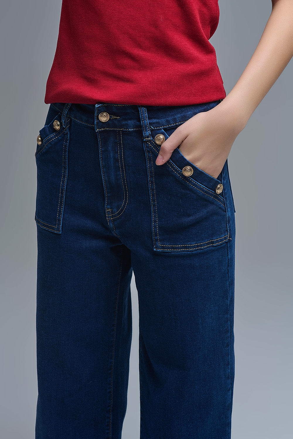 Jeans style marin avec ourlet plié en léopard contrasté