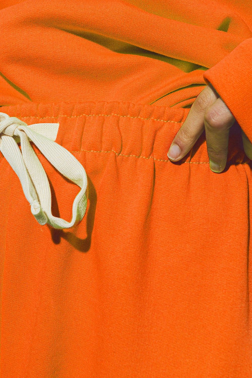 Jogging oversize à taille nouée en orange vif