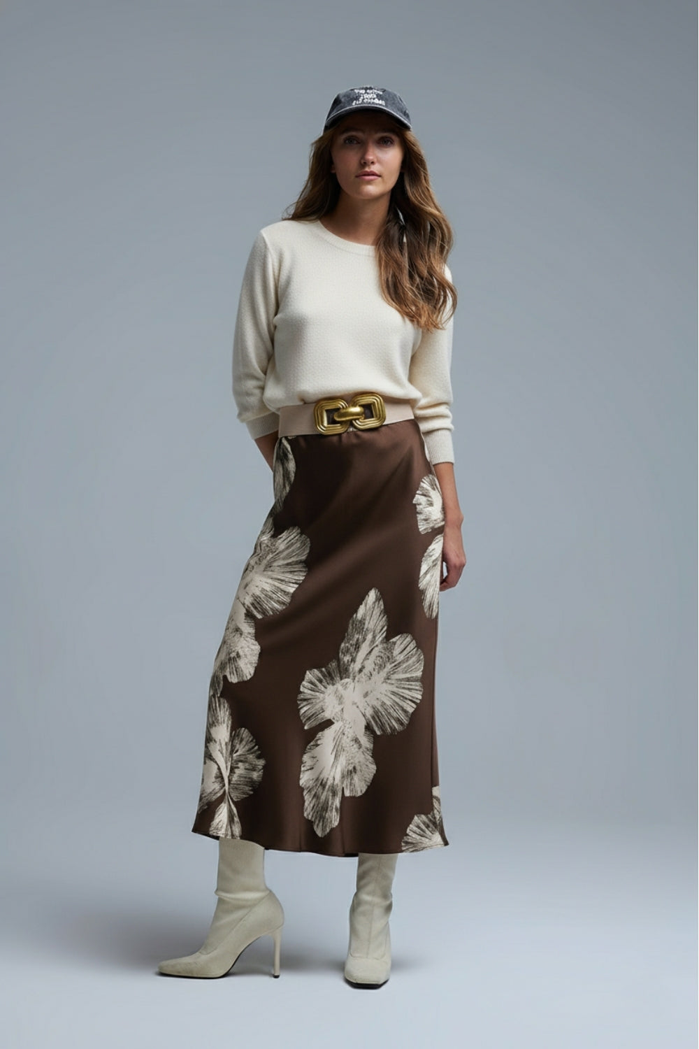 Jupe midi en satin floral brun en satin